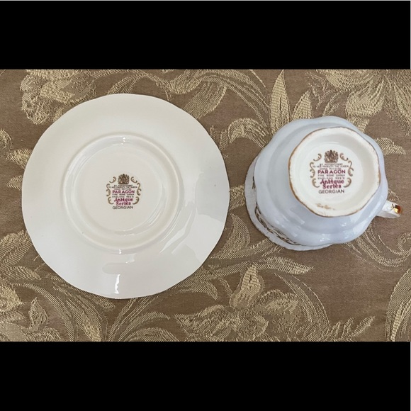 Paragon Antique Series Georgian Teacup & Saucer - Picture 7 of 11